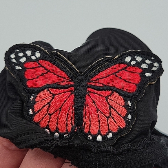 Urban outfitters  Butterfly Applique Out from Under Bra black S - Picture 7 of 12
